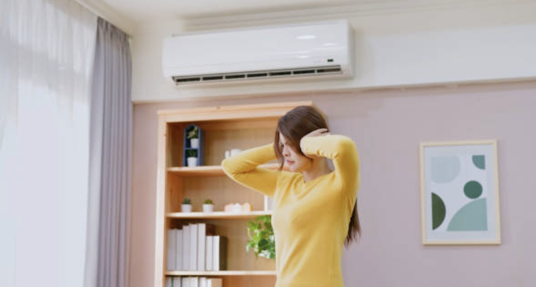 Votre clim est trop bruyante ? Voici des solutions efficaces pour réduire le bruit et retrouver le calme