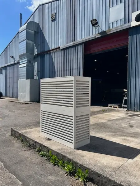 Cache Clim à lamelles avec face arrière - modèle 4 FACES