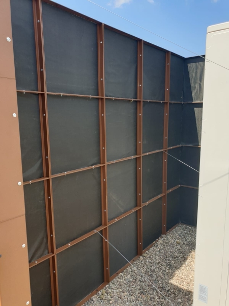 Option d'angle pour mur antibruit à composer