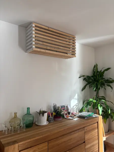 Cache split intérieur à lamelles bois - Modèle Mixte